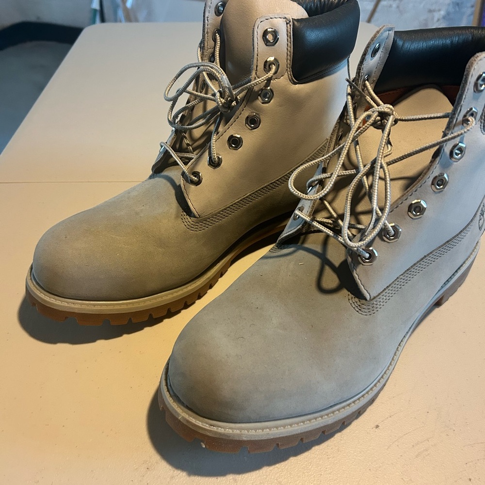 Timberland Beige/Tan Work Boots - Padded Collar Lace-Up